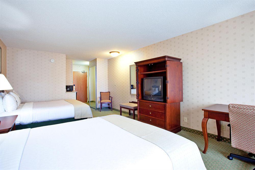 Hampton Inn Сейлем Номер фото