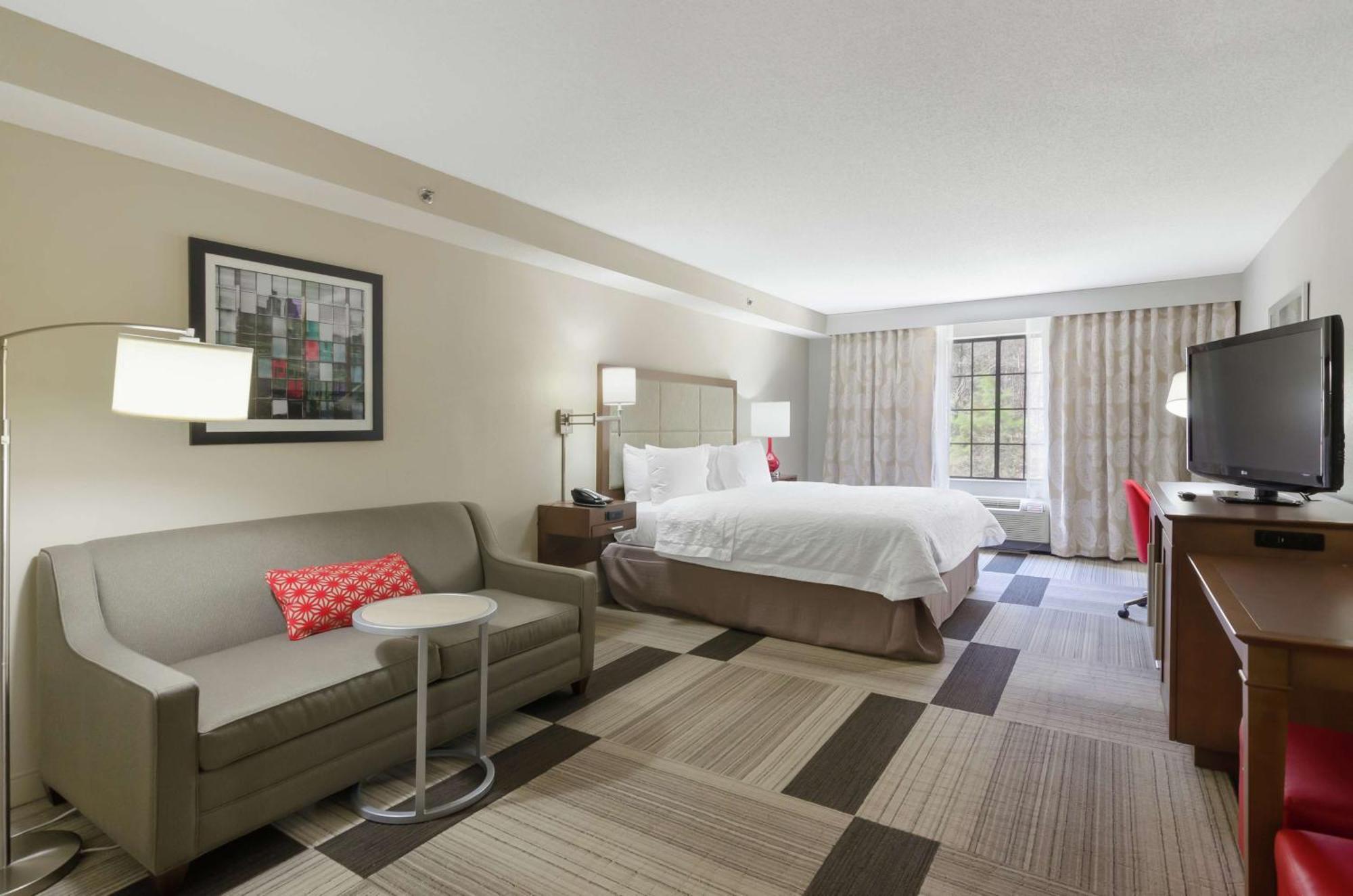 Hampton Inn Сейлем Экстерьер фото